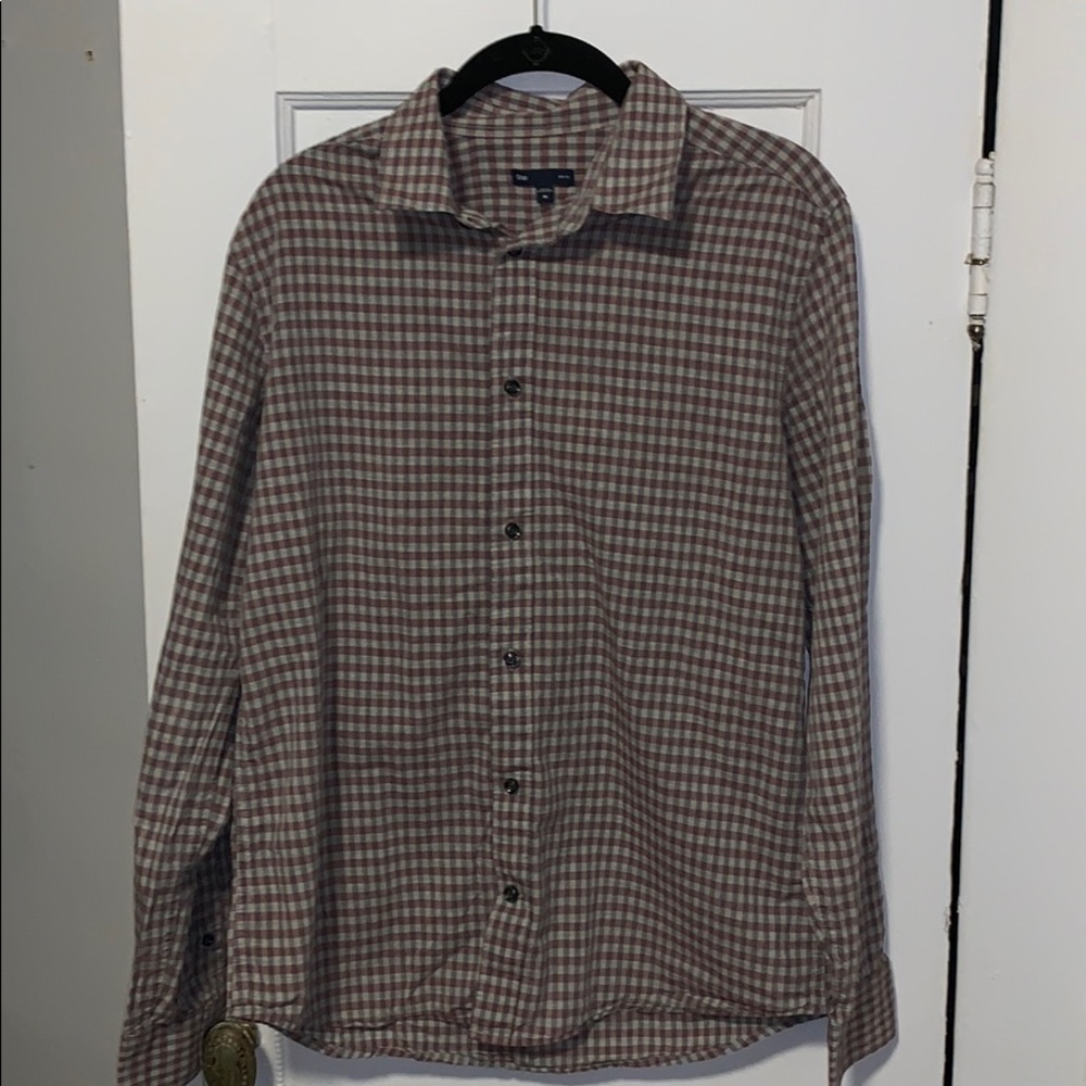 Gap button down shirt